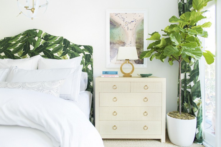 décoration chambre à coucher plantes tropicale tête de lit imprimé de feuilles de palmier