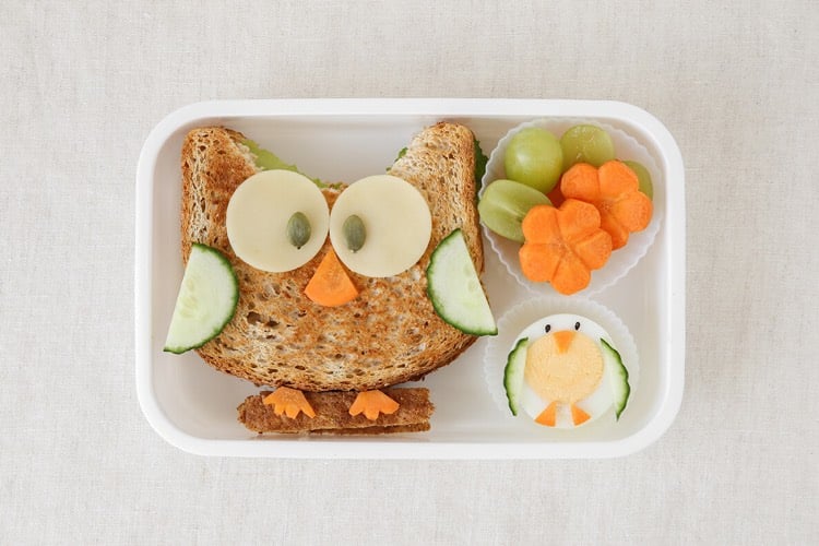 sandwich hibou pain grille idee originale boite repas enfant