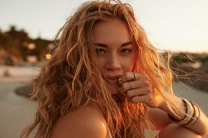 spray sel de mer pour cheveux effet beach waves diy ondulations naturelles