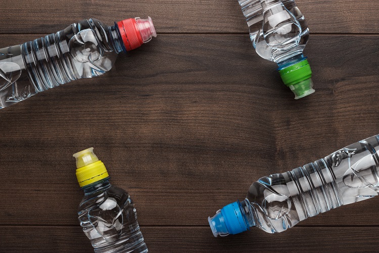 bouteilles de sport plastiques