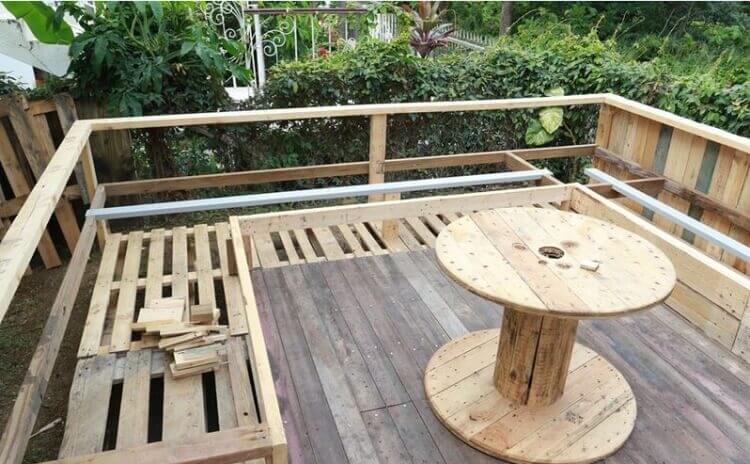 clôture bois bobine bois servir table