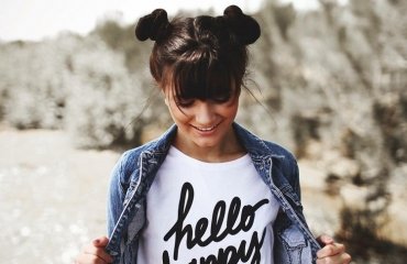 coiffure avec frange space buns comment se coiffer en été