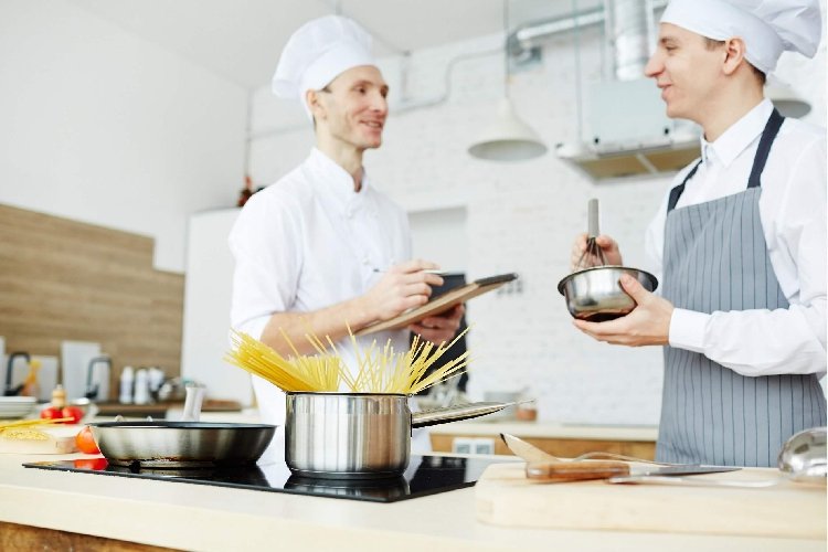 comment nettoyer une plaque à induction chefs de cuisine action