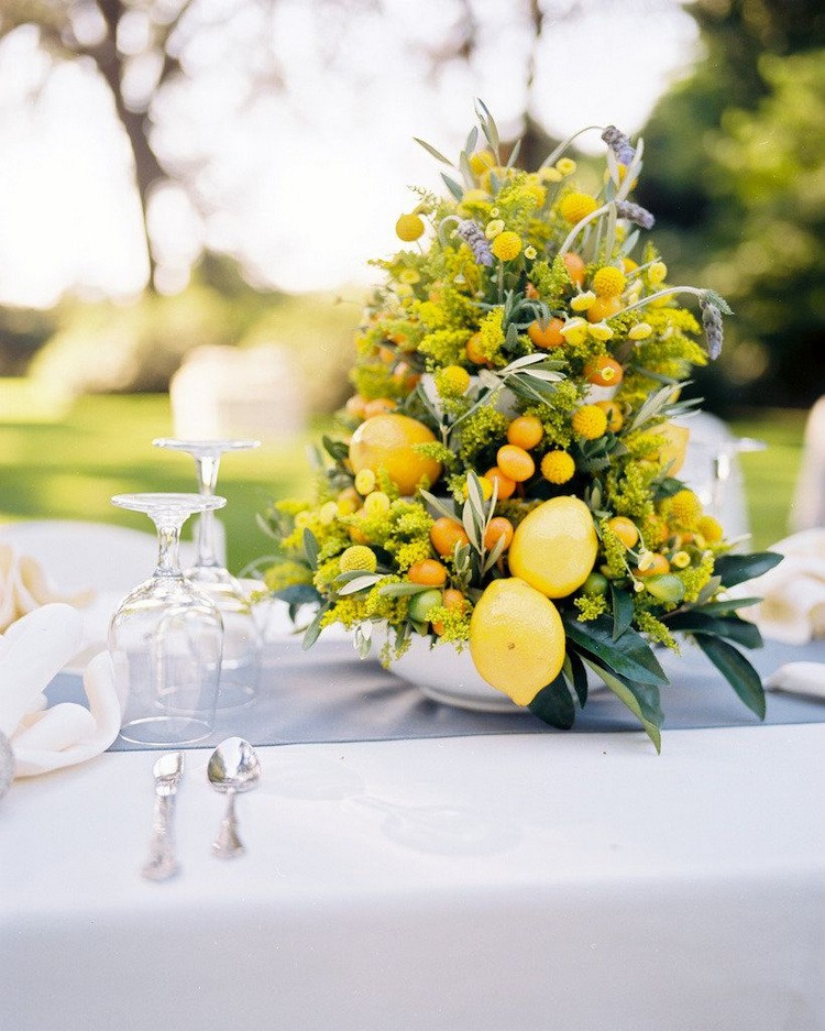 idees decoration table mariage citrons végétations