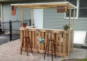 bar extérieur palette abri bois comptoir étroit