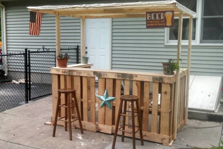 bar extérieur palette abri bois comptoir étroit