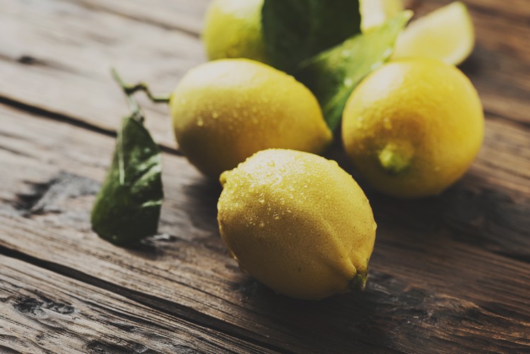 conservation correcte des citrons entamés jus zeste astuces conseils