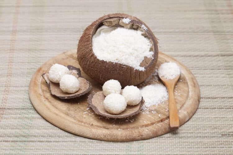 farine noix de coco préparations culinaires délicieuses bonne santé sans gluten