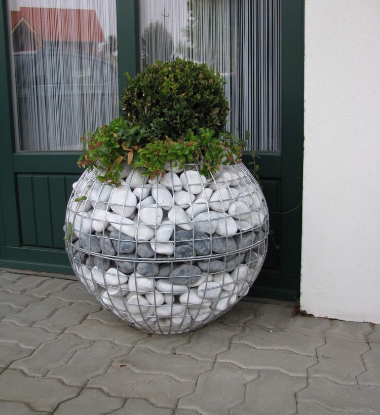 jardiniere gabion sphere design moderne remplissage galets marbre blanc gris