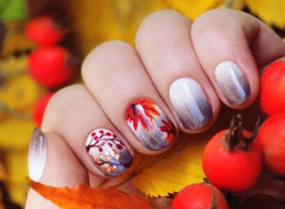 nail art feuille automne feuille erable rouge vernis ombre gris