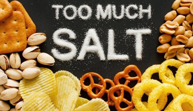 nourriture riche sel éviter régime alimentaire calculs rénaux