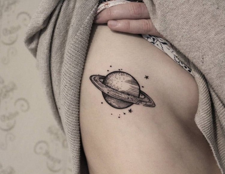planete saturn espace tatouage mini