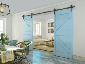 portes bleues salle manger sallon chaise table été