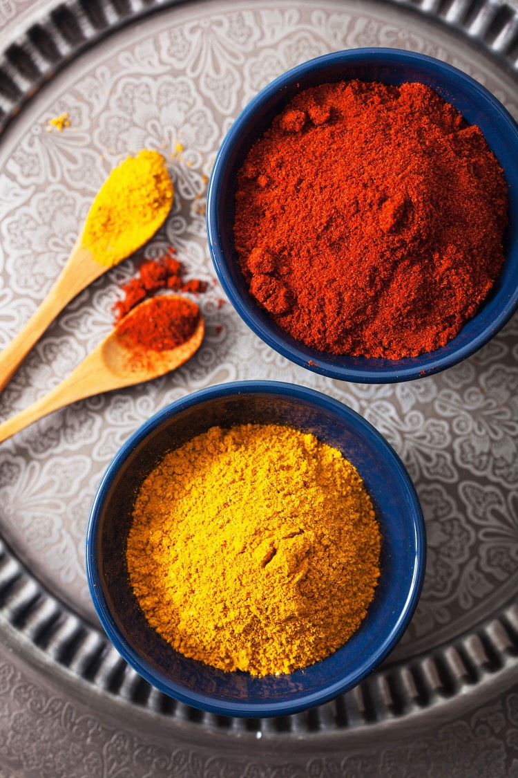 poudre de curry paprika colorant alimentaire orange naturel