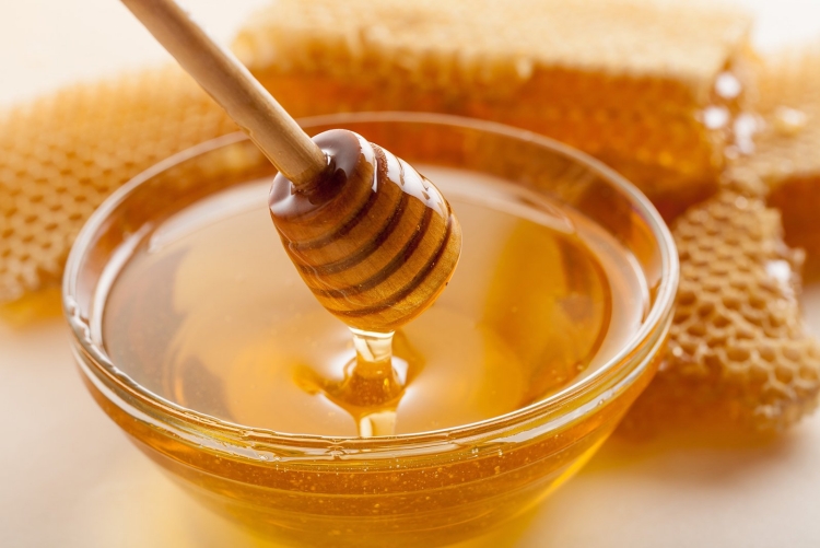 remède naturel maison brûlure légère soulagement douleur rongeur miel