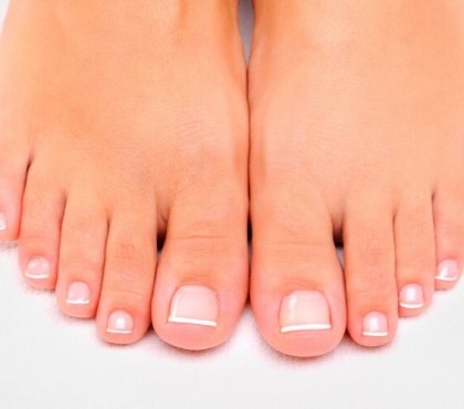 remède naturel traitement mycoses ongles pieds