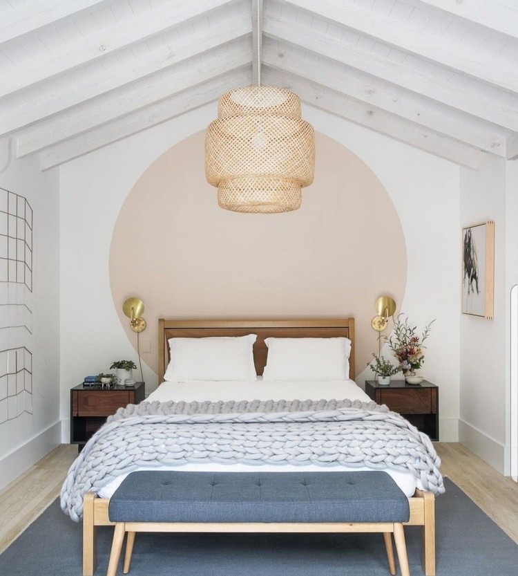 chambre à coucher moderne tête de lit ovale peinte au mur tendances design intérieur