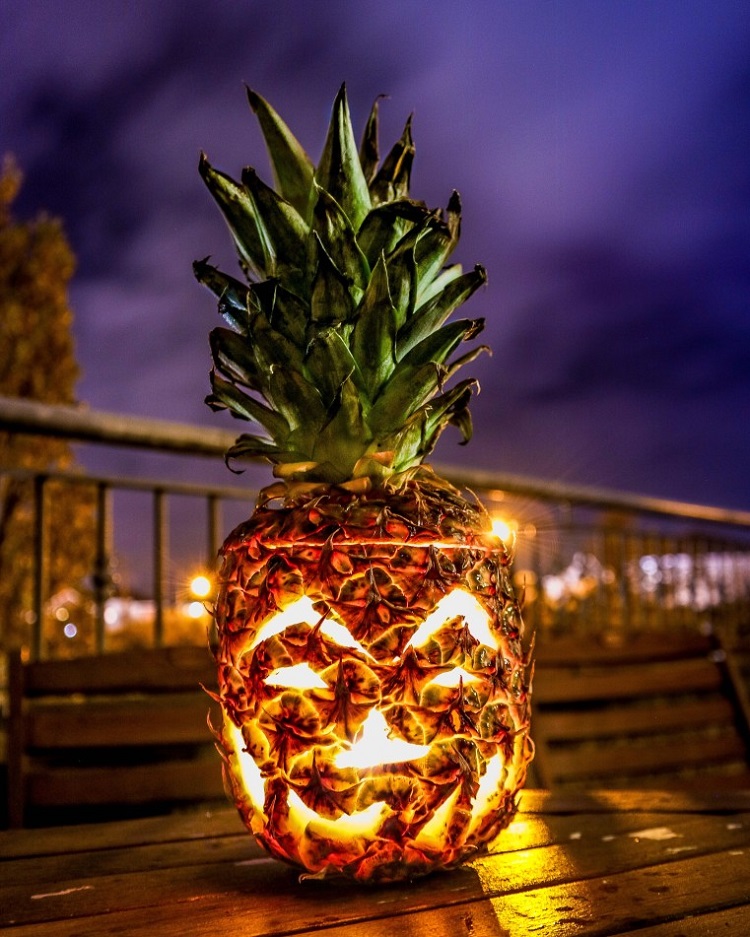 jack o lantern halloween ananas