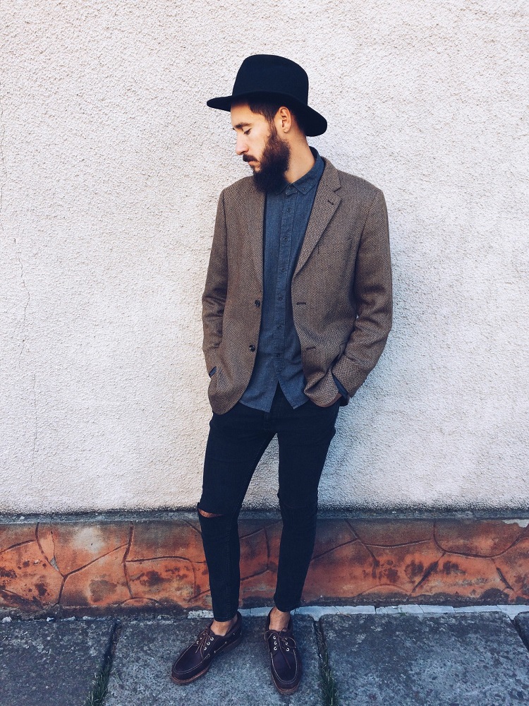 tenue homme jean noir blazer chapeau tenue automne