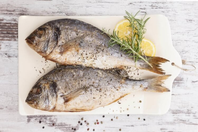 aliments éviter grossesse poissons riches en mercure