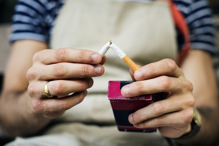 arrêter de fumer cigarettes après repas dangers pour la santé