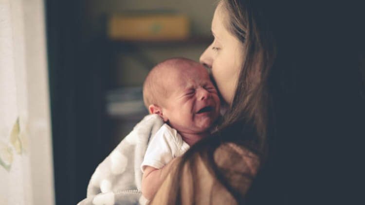 calmer les pleurs de bébé attentes spécifiques parents