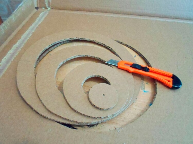 créer tipi pour chat meuble en carton design découper cercles