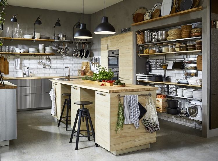 cuisine IKEA 2021 système de rangement ouvert Kungsfors acier inox