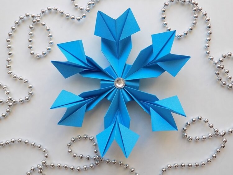 déco guirlande noel origami pliage perfectionner flocon neige