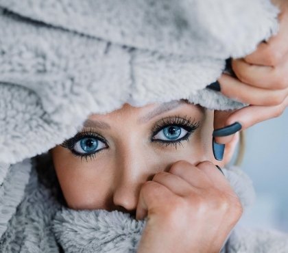 maquillage yeux avec un masque