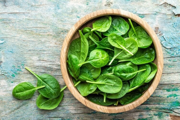 préparer jus anti-stress détox légumes verts épinards