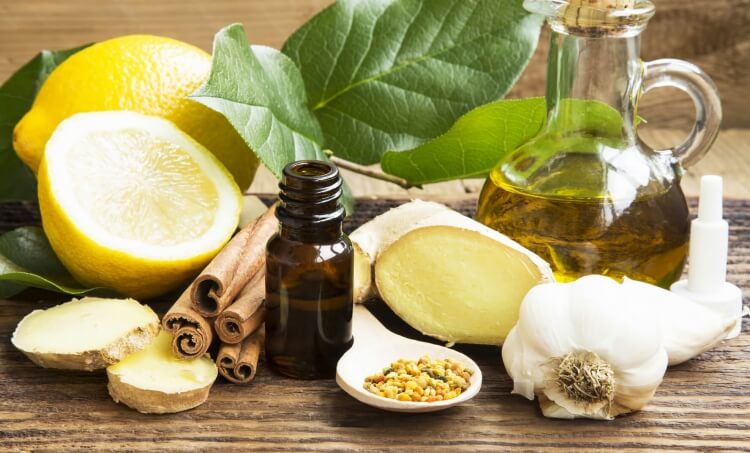 remède naturel contre la grippe et la toux mélange oignon noix miel
