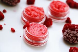 Baume à lèvres framboise fait maison