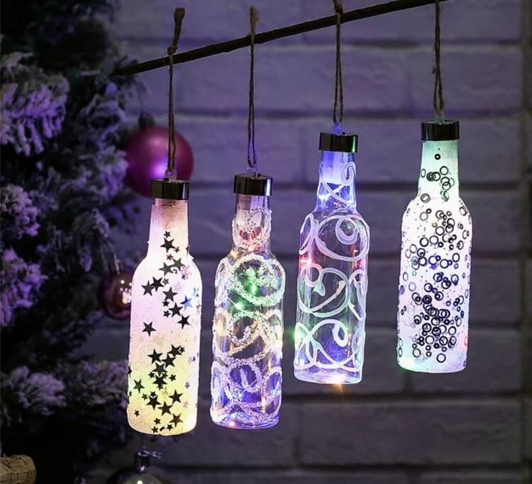 bricolage suspension Noël lumineuse bouteilles en verre