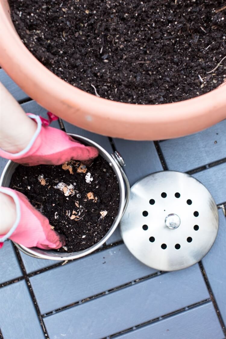 comment faire du compost en appartement préparer compost pots jardinières