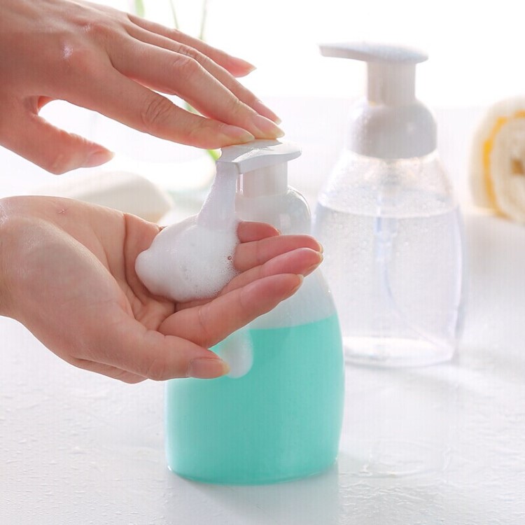 détergent vaisselle savon liquides flacons à pompe transparents