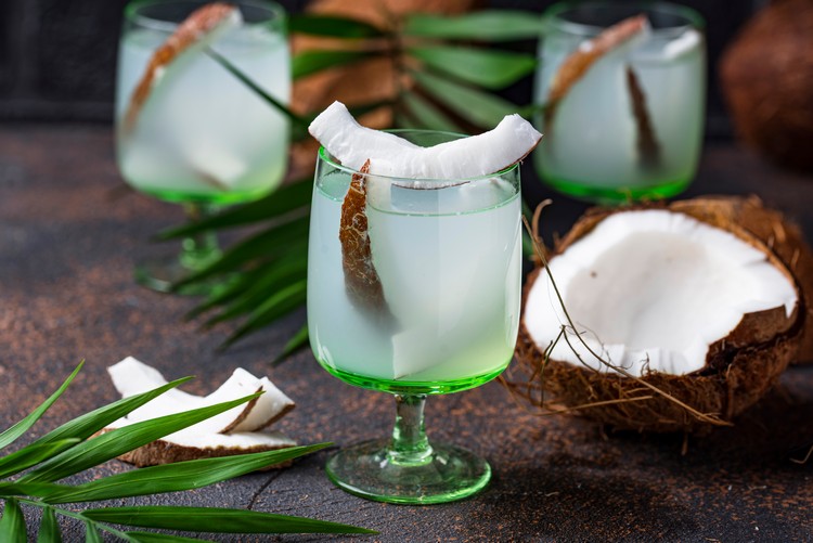 eau de coco bienfaits pour la santé boisson populaire