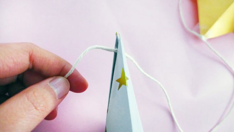 guirlande noel origami enfiler étoiles prêtes