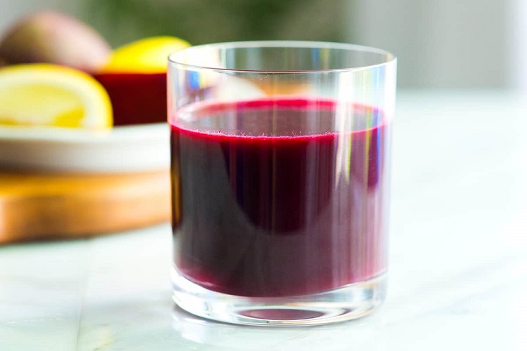 jus santé cocktail vitaminé boost immunité betterave rouge orange banane kiwi