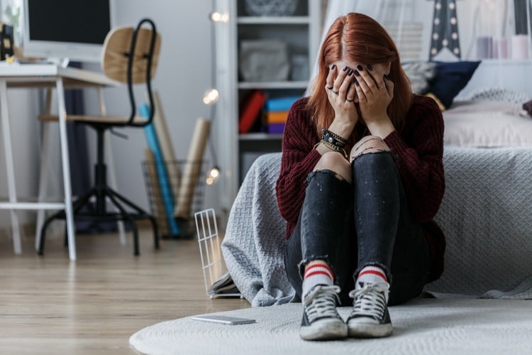 symptômes et signes de dépression chez l'adolescent à retenir