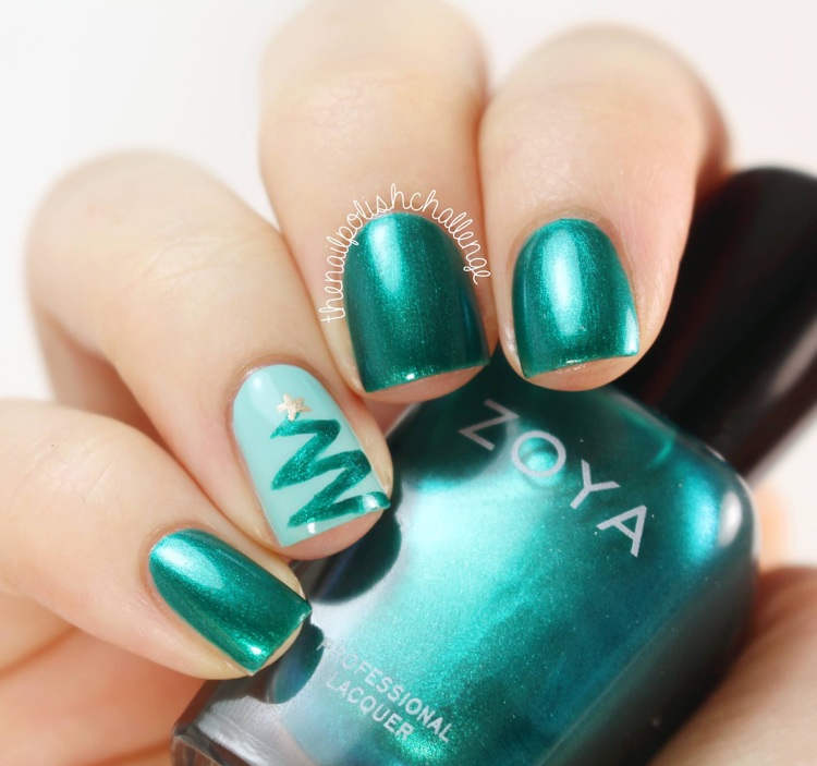déco ongles motif sapin vernis turquoise