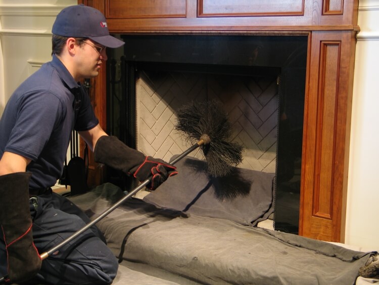 nettoyage cheminée comment effectuer nettoyage efficace