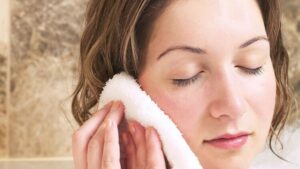 traitement soulager douleur oreille mettre compresses froides