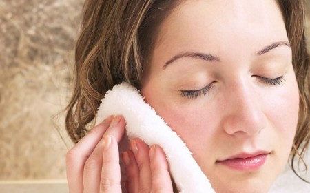 traitement soulager douleur oreille mettre compresses froides