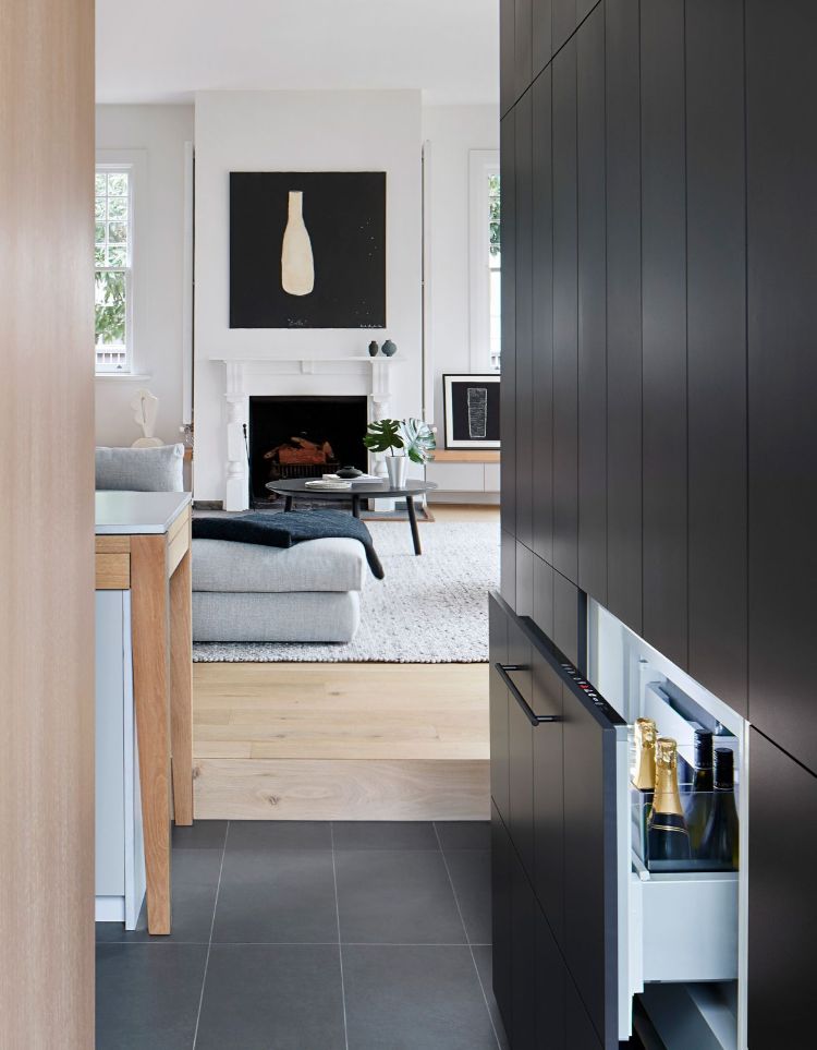 furnishing a black kitchen kitchen decoration trends 2021