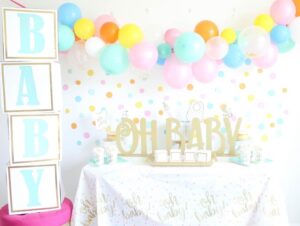 bienvenue au bébé déco ballons multicolores cubes géants