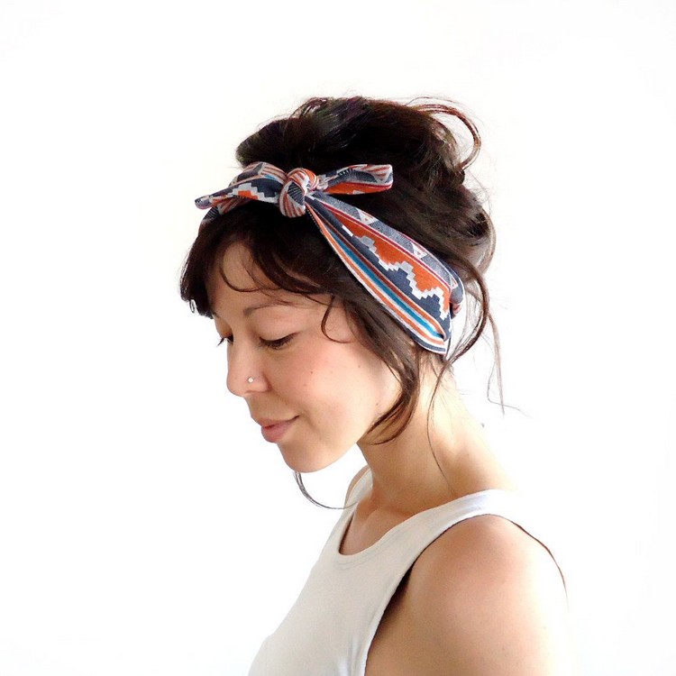 Short hair tied with a bandana as an everyday chic boho hairstyle