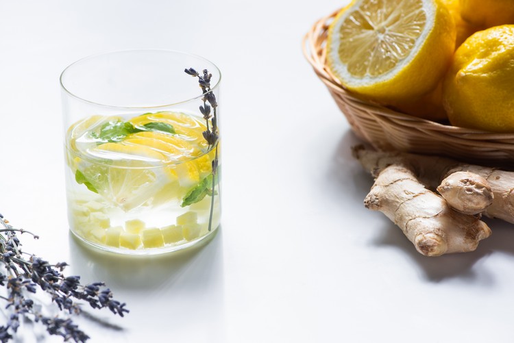 anti-inflammatory cocktail ginger mint lemon Gimber detoxification recipe strengthens the immune system