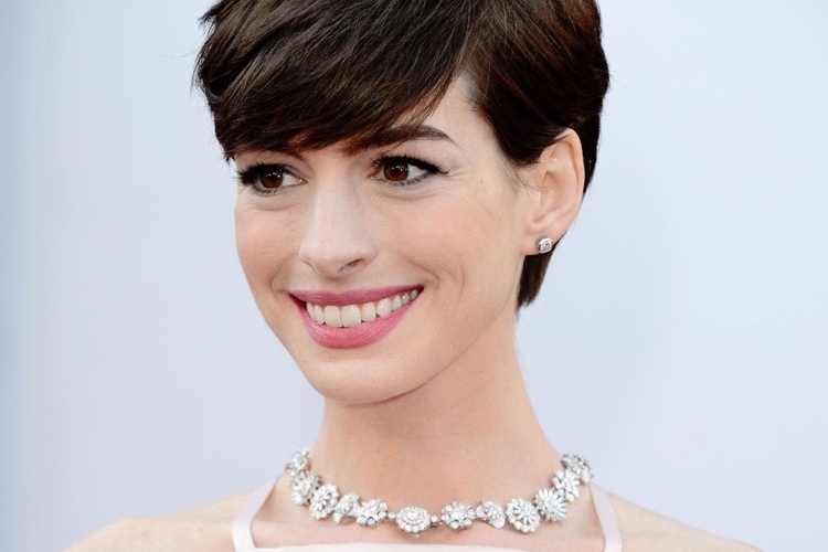 Coupe courte femme 2021 : les meilleurs looks à adopter