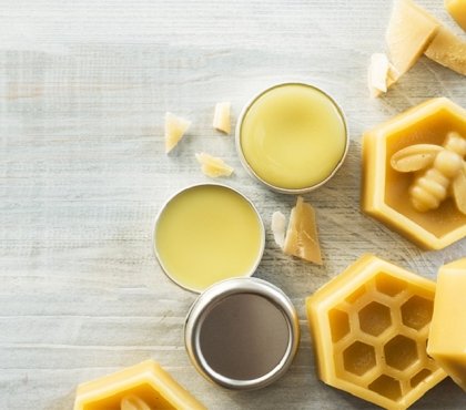 recettes cosmétiques maison à la cire d'abeilles soin naturel diy